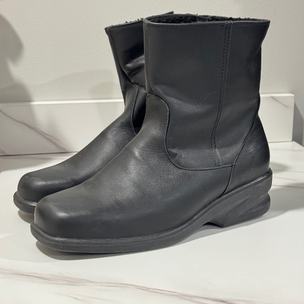Toe Warmers Katie Boot Waterproof Extra Wide Side‎ Zip Black Leather Size 9 4E